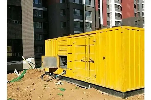 泸西发电机租赁中燃油压力过低会对发动机的哪些部件造成损坏？
