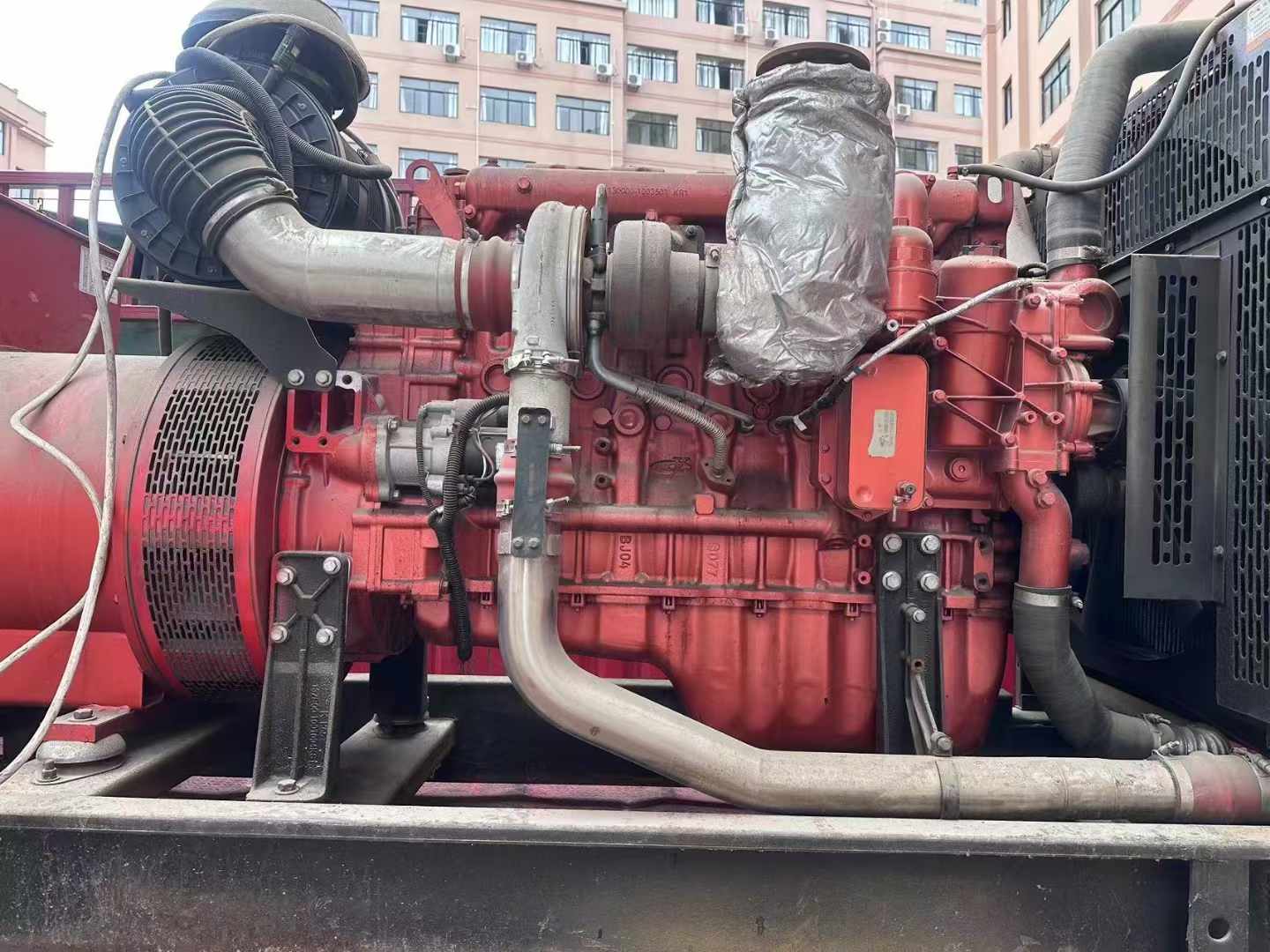 泸西如何选择适合 600kW 柴油发电机组的过载保护器？